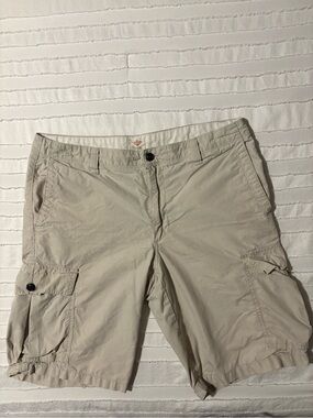 Dockers Khaki Cargo Shorts with Side Pockets